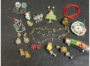 Holiday Jewelry Lot