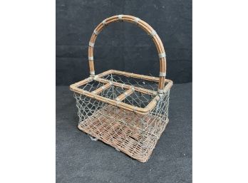 Metal And Wood Picnic Organizing Basket