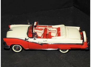 Rare 1/24 Danbury Mint 1956 Ford Fairlane Sunliner Conv. Diecast Car