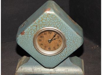 1925 Metal LUX Clock Bank