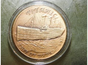 Titanic Bronze Coin In Case