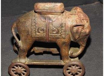 Antique AC Williams Elephant On Wheels Cast Iron Circus Bank Orig. Paint