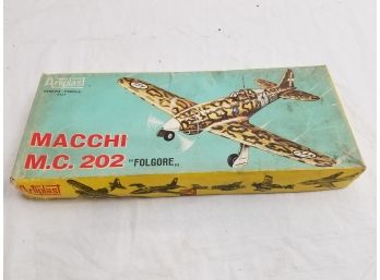 Vintage Artiplast Macchi M.C. 202 Folgore Airplane Model Kit 1:50 Scale - Made In Italy