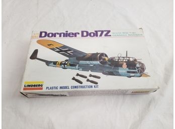 Vintage Lindberg Dornier Do17Z WWII German Bomber Airplane Model Kit 1:72 Scale