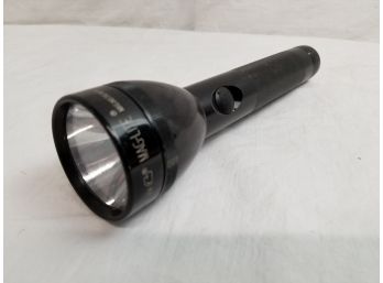 Vintage Maglite Flashlight 9' Made In The USA