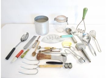 Antique & Vintage Kitchen Utensils & Gadgets