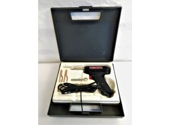 Vintage Weller Soldering Iron Kit Model 8200  With Case