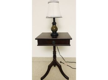 Petite End Table With Accent Lamp
