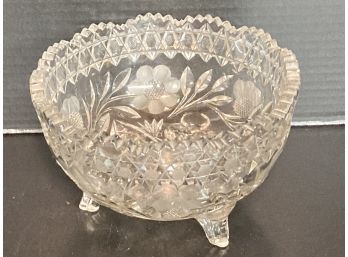 Vintage Etched Glass Scalloped Rim Footed Bowl (8 Inches In Diameter)