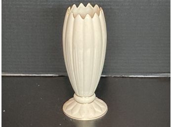 Large Lenox USA Ribbed Scalloped Rim Footed  Vase (9 Inches In Height)