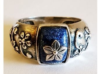 Lovely Ladies Size 7 Sterling Silver & Blue Stone Ring