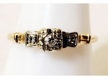 Vintage 14K Yellow Gold & Diamond Ladies Dainty Engagement Ring - Size 8