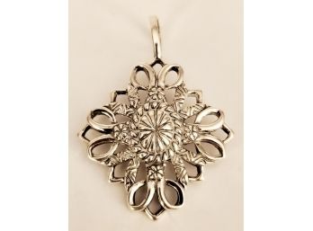 Beautiful Sterling Silver 925 Large Floral Pendant