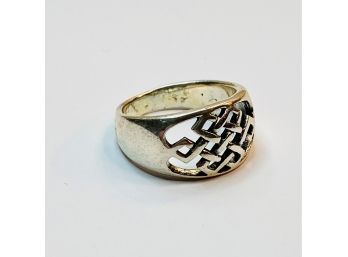 Vintage Sterling Silver Celtic Knot Design Ring