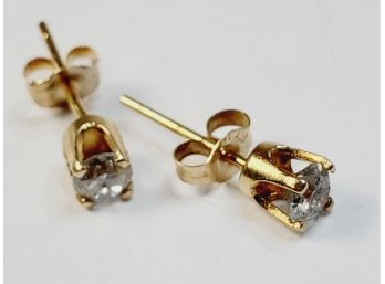 Vintage 14k Gold Diamond Stud Earrings Tcw  .33   Carrot