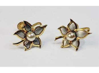 Vintage Screw Back Flower Earrings With Pearl Center