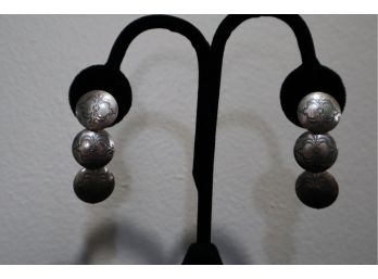 925 Sterling Silver Earrings Signed 'QT'