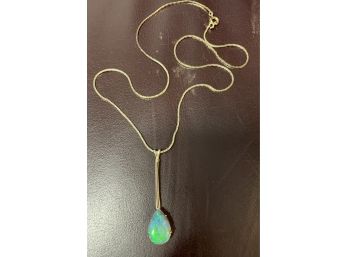 14k Gold Jelly Opal Pendant . Excellent Condition.