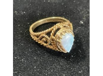 Vintage 10k Opal Ring Size 6 .