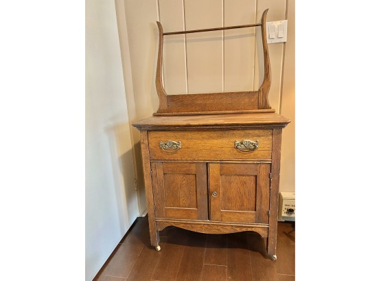 Vintage Antique Oak Washstand/cabinet