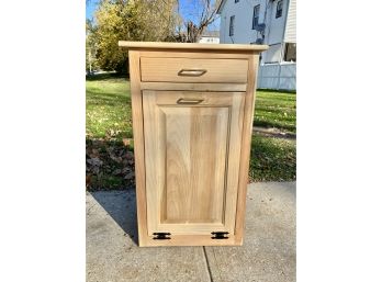 Wood Kitchen Cabinet With Trash Insert