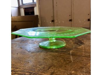 An Etched Glass Raised Cake Platter - Green
