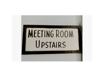 A Framed Vintage 'Meeting Room' Sign