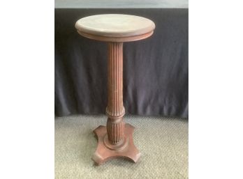 Rounded Pedestal