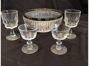 Gold Tone Rimmed Glass Ice-Bucket With Six Glasses