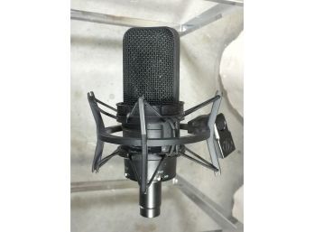 Fantastic AT4033 AUDIO TECHNICA Studio / Voiceover / Radio Microphone With Shock Mount - Transformerless