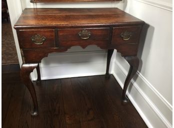 Beautiful Period Antique Lowboy 1800-1820 In Chestnut Early 19th Century - Fabulous Patina - Original Brasses