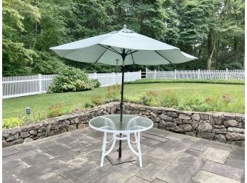 Outdoor Patio Table With Unbrella