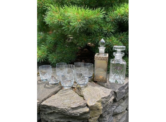 Fantastic Mid-century Crystal Decanters And Rocks Glass Tumblers