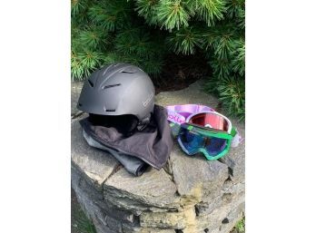 Bolle Snowboard Helmet And Goggles Bundle
