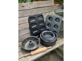 Assorted Coated Non-stick Bakeware