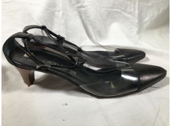 Fabulous Black Leather GIORGIO ARMANI Strappy Low Heels - Very Nice Condition - - Made In Italy - Wow !