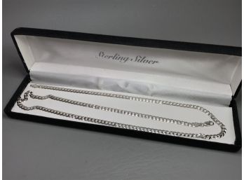 Beautiful Unisex Sterling Silver / 925 Curb Link Necklace - 24' Long - High Quality - Made In Italy -