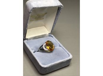 Wonderful Sterling Silver / 925 Ring With White & Golden Topaz Stones - Very Pretty Ring - New Never Worn