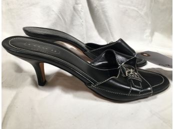 Very Nice Black COACH - NEW YORK Ladies Low Heels With Buckle - Very Nice Black - Made In Italy - Dont Miss