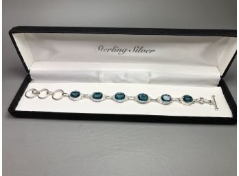Lovely 925 / Sterling Silver Bracelet - Vintage Style - With Greenish / Blue Topaz - Very Pretty Piece 7-12'