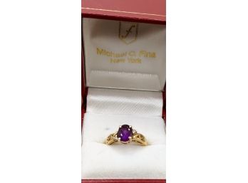 Lovely 14kt Gold Ring With Striking Amethyst & Diamond Stones