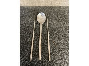 Chop Sticks And Spoon Set