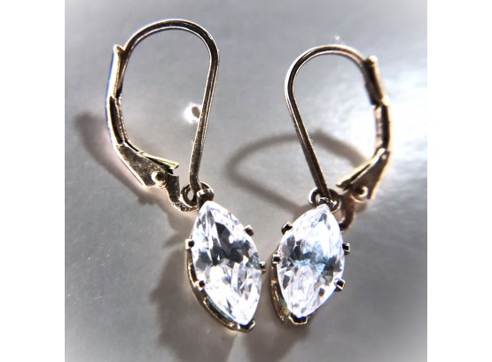Sterling Silver Marquise-cut Earrings (UTC 925)