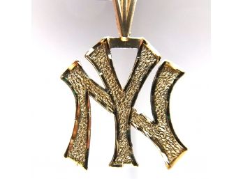 14kt Gold New York Yankees Pendant (2 Grams)