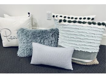 Sea Foam Pillow Grouping   (LOC: W1)