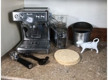 All You Need ! - $565 BREVILLE BES820XL Espresso Maker With Grinder - Cow Creamer & Other Items Shown