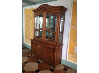 Fabulous ETHAN ALLEN Country French China Closet / Display Cabinet - Antique Style Wavy Glass - Nice Details