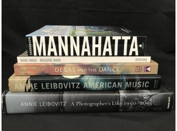 5PC Table Top Book Collection: Annie Leibovitz, Degas, Manhattan, Diane Arbus