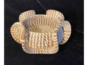 Beautiful Intricately Woven Bowl/Basket