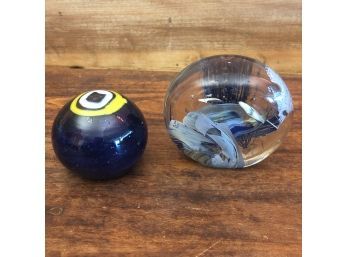 A Pair Of Handblown Glass Paperweights - Nazar Boncuk - Blue Evil Eye